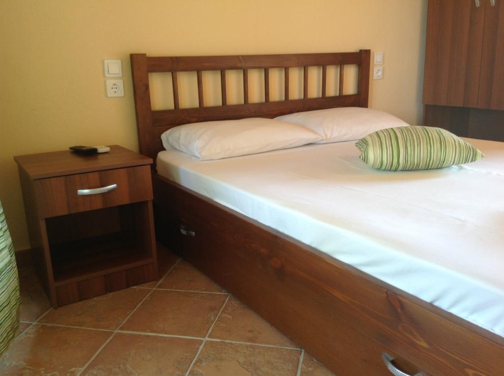 Elena Apartments Nikiti  Ngoại thất bức ảnh