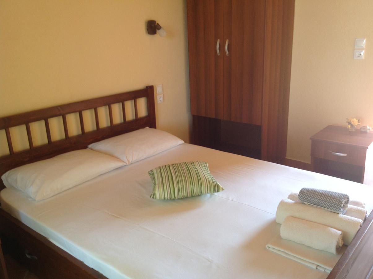 Elena Apartments Nikiti  Phòng bức ảnh